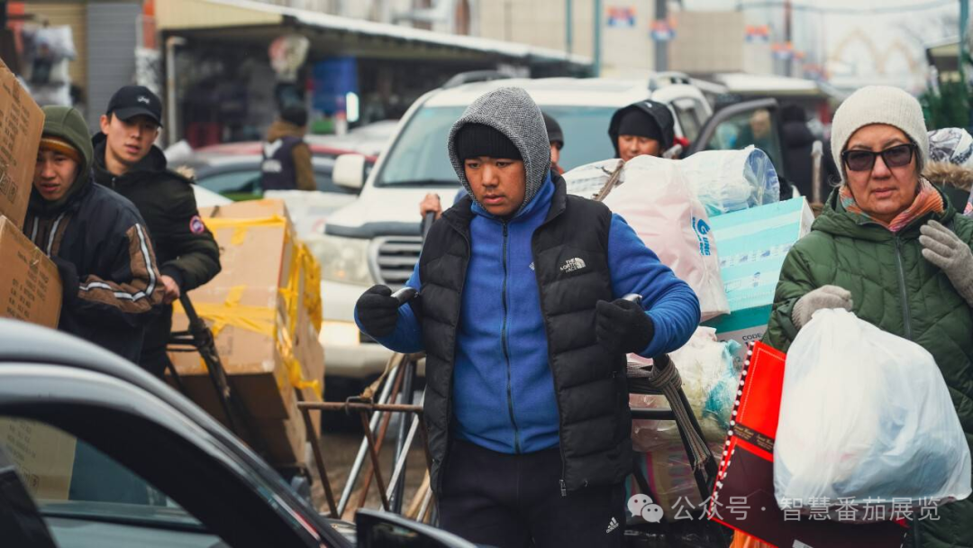 永恒的购物之国——阿拉木图跳蚤市场的历史和现状指南(图1)